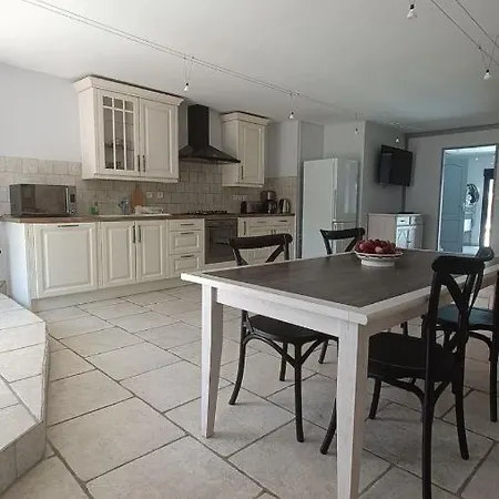 Holiday home Chez Barrett *